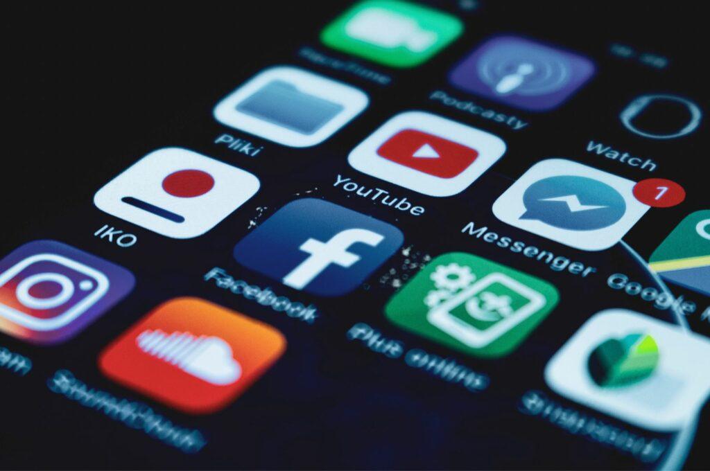 réseaux sociaux